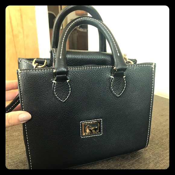 Dooney & Bourke Handbags - Dooney and Bourke mini bag